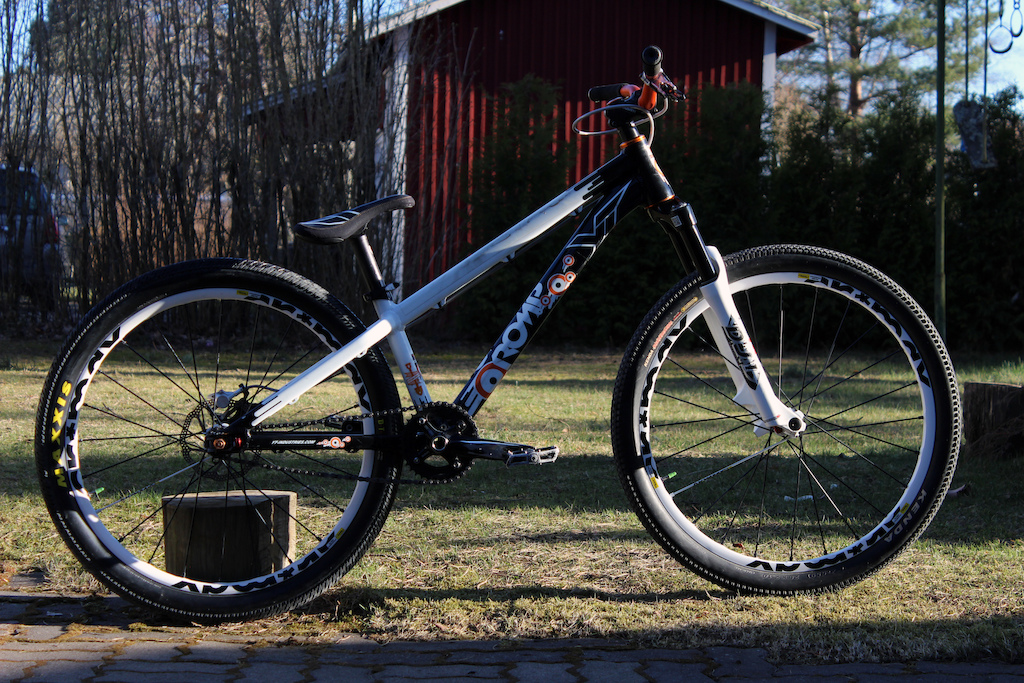 Just a bikecheck of my YT-Romp