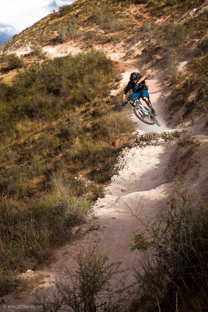 Peruvian trail builders are definitely keeping up with the rest of the MTB world. This trail was loaded with pumps, jumps, and a few high speed gaps that were no joke.