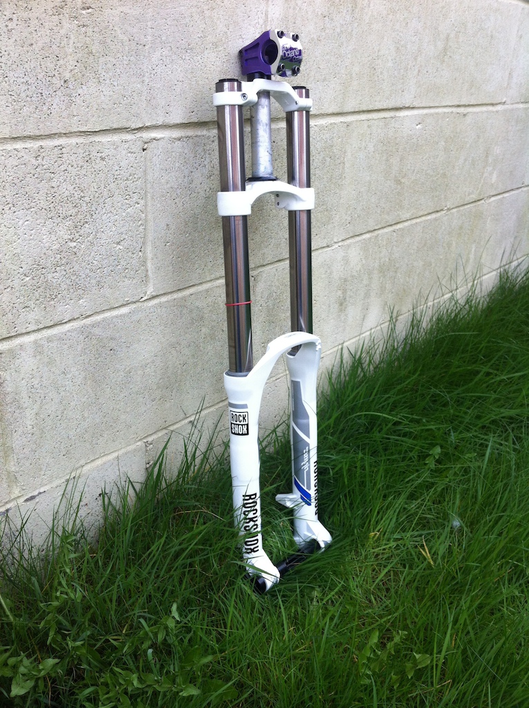 2013 rockshox domain r 200mm triples, 20mm maxel and octane one stem. For sale