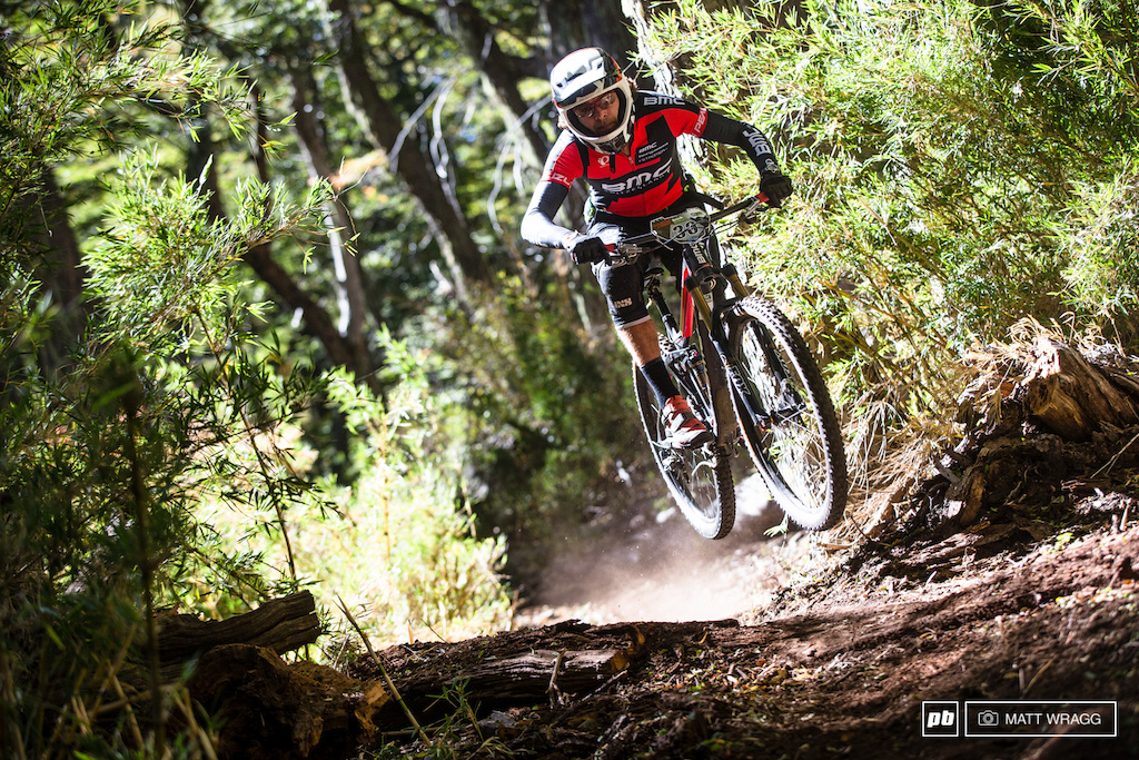 The only rider racing with a fanny pack this weekend is Californian Aaron Bradford. Make of that what you will. Despite the questionable style choice he seems to be keeping pace with his teammate Francois Bailey-Maitre pretty well so could be one to look out for this weekend.
