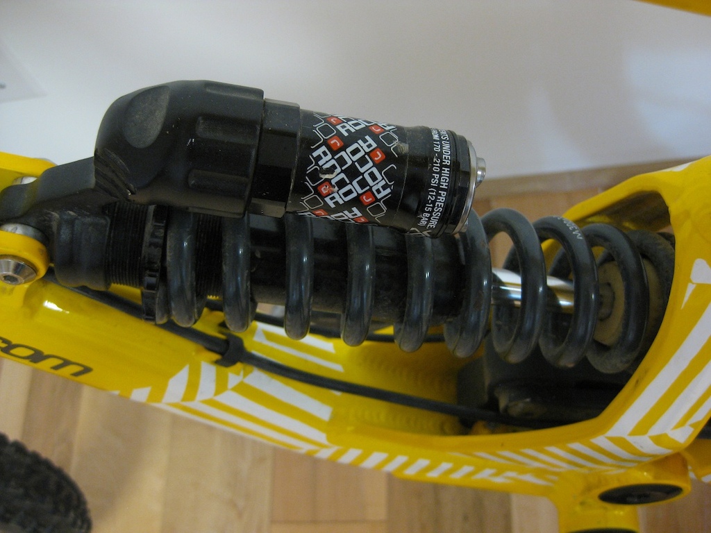 0 Commencal Supreme 8 S/M