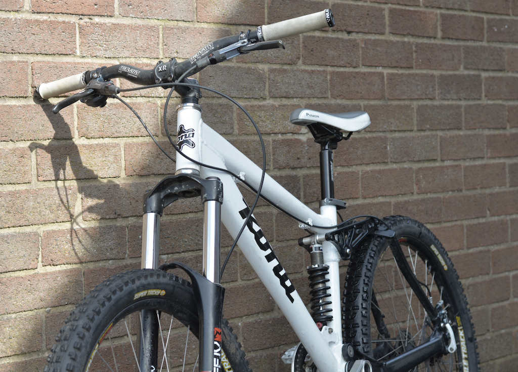 0 Kona Coiler Downhill bike DH