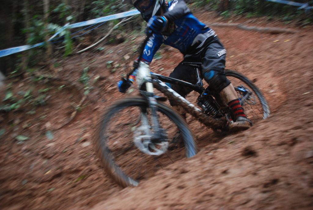 Various photos of the DH finals before my camera shat itself.. grrrr