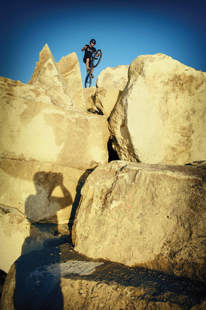 On a mad day of two halves, right on the point of Portland island just off of Weymouth bay, Fin, me (Jack) and the Andrei Burton Events team went hunting for some dramatic, dangerous looking trials shots. What we came away with was thoroughly unexpected.