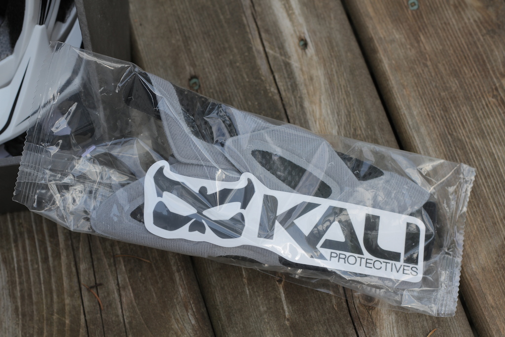 Brand NEW Never used Kali Maraka XC helmet for sale! $180 OBO