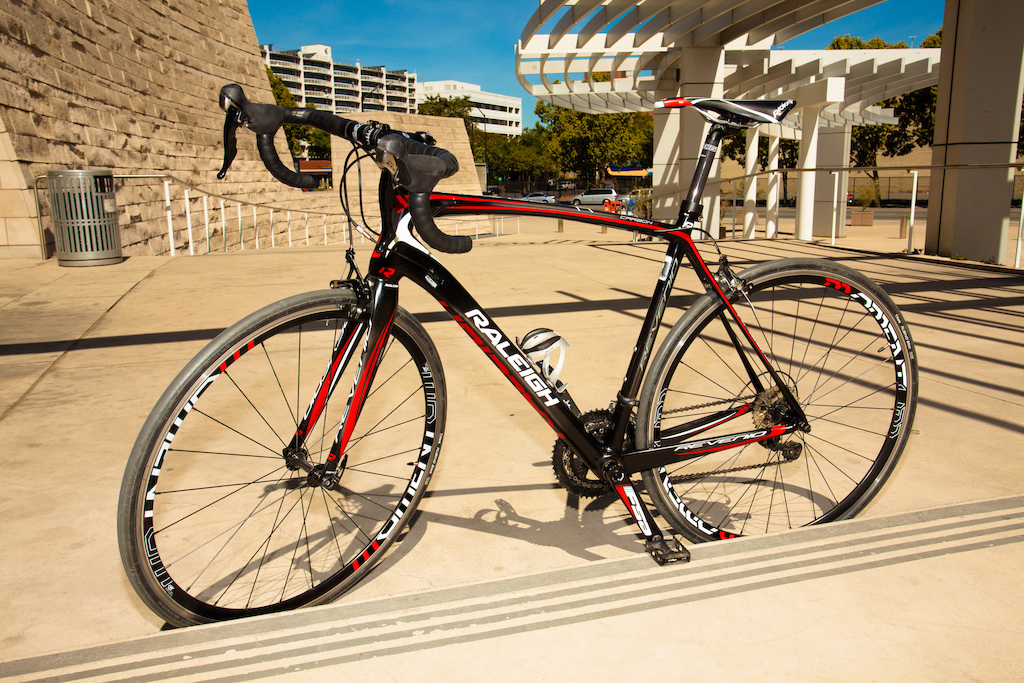 2014 Raleigh Revenio Carbon 2.0 56cm / lightly used