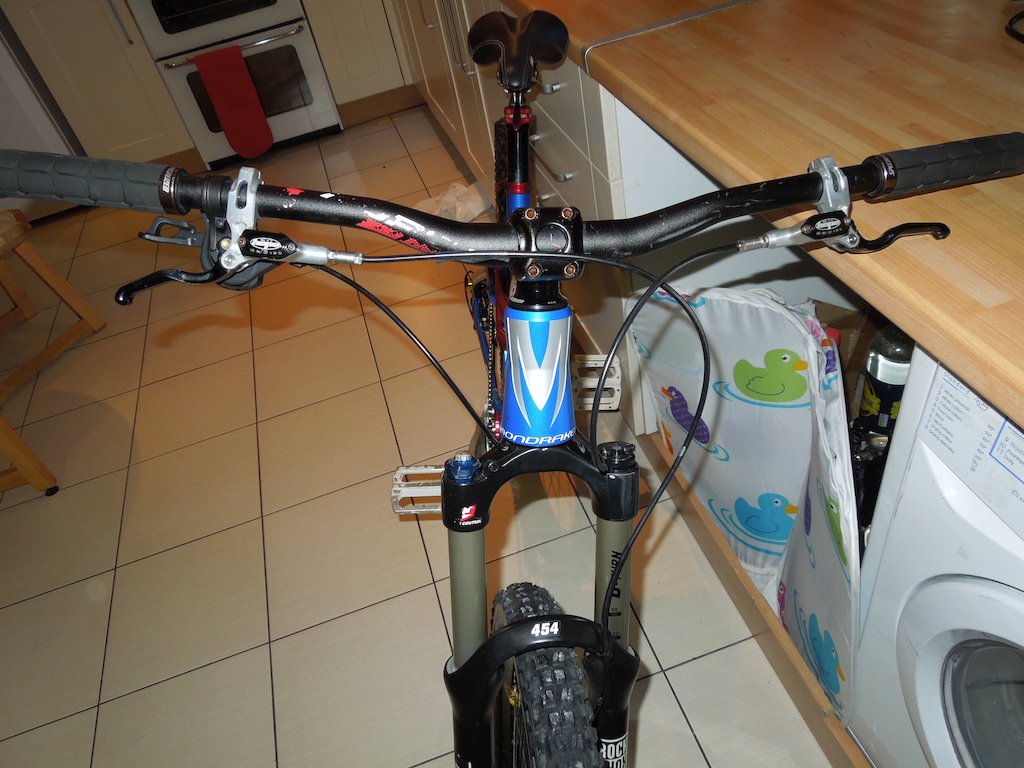 2011 Mondraker Foxy R Medium Great Spec