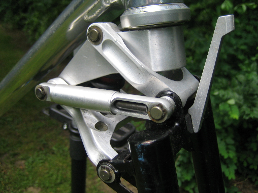 close up amp F1 fork with canti hanger
