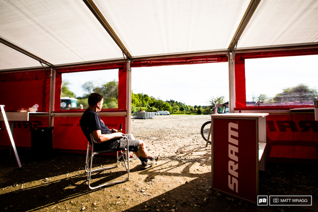 SRAMs Tim Flooks came up to Scotland for a national enduro race last weekend and rather than take the long haul down south to his home this week he decided to stay here in Innerleithen and enjoy the simple things. Like a comfortable chair and a beer as the sun goes down.