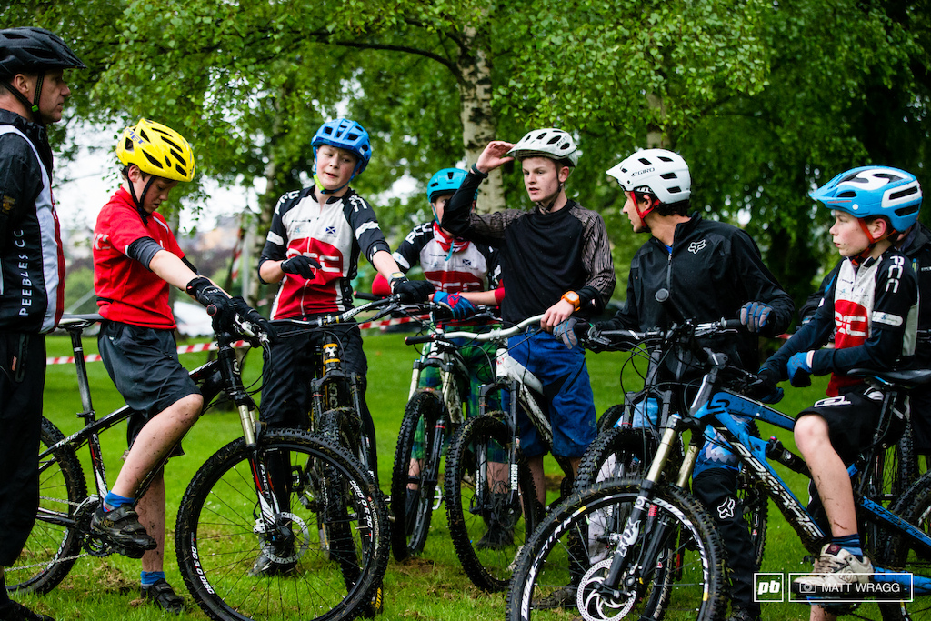 Adam Craig was offering some tips to some of the older kids on racing.