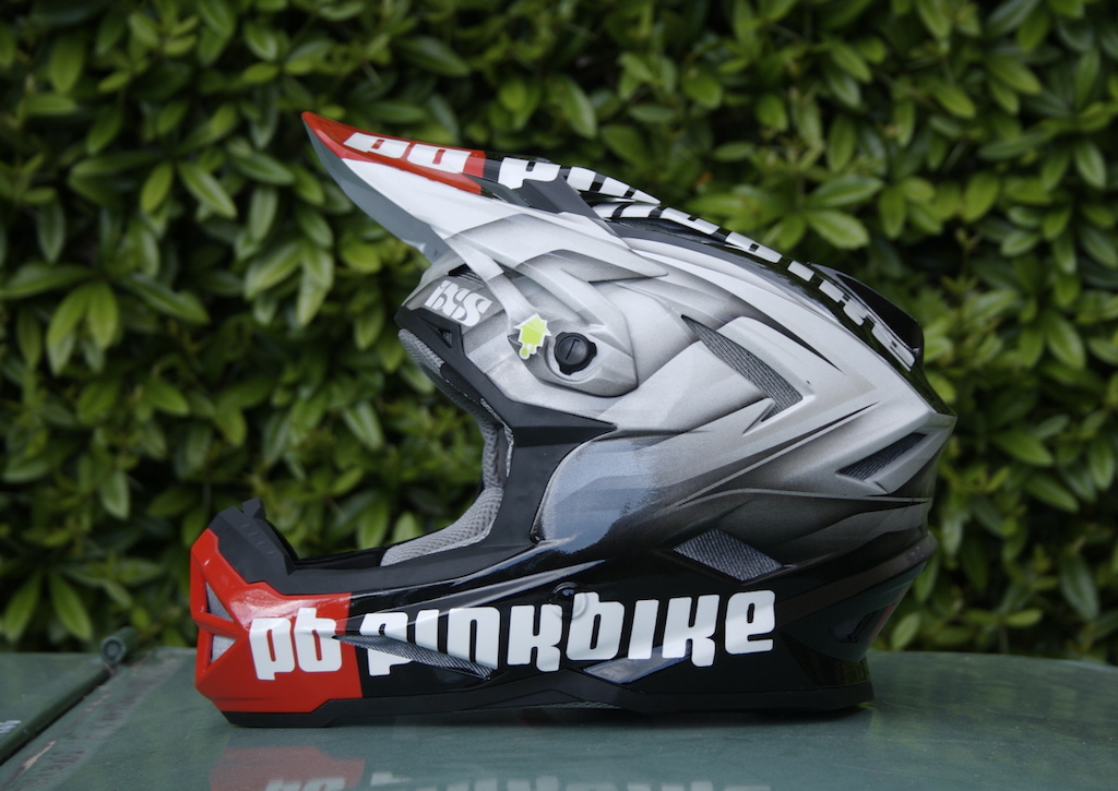 Custom team lid for Pinkbike rider Geoff Gulevich.

Painthouse Customs