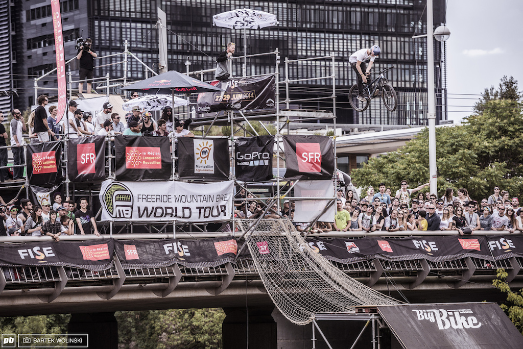 All top three riders pulled the same trick from the starting tower. If its big and nerrow you should barspin it!