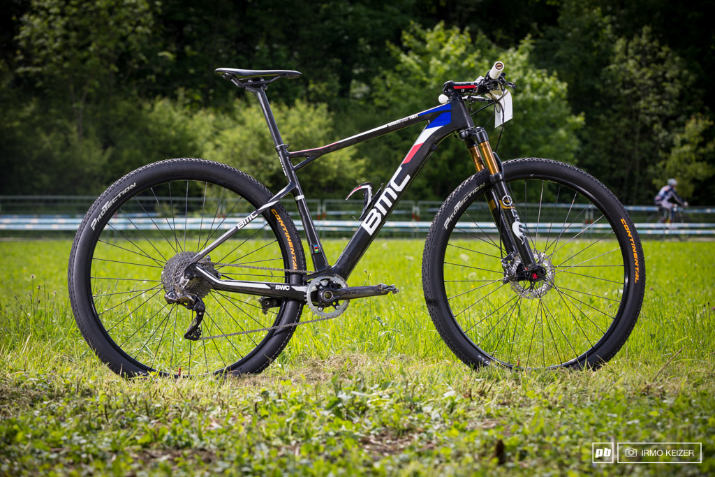 Julien Absalon's BMC. Absalon choses to ride a single chainring, 11-40 Shimano Di2 setup this weekend. A custom made carbon chain guard adds extra security.