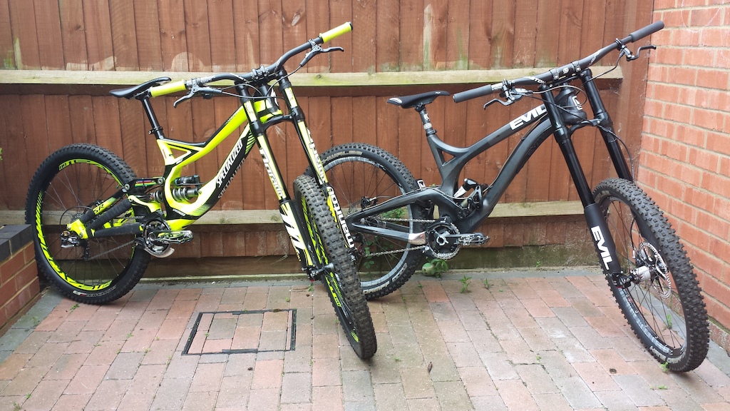 New decals on wheels for the demo