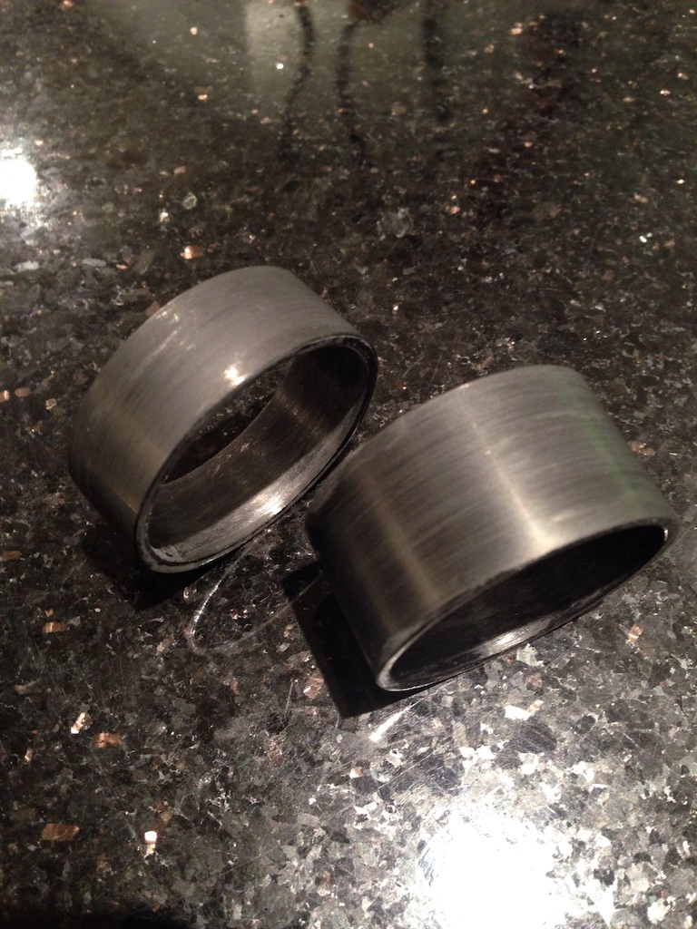 Selfmade Carbon Singlespeed Spacers for my 240s Hub, weight saving: 23 grams