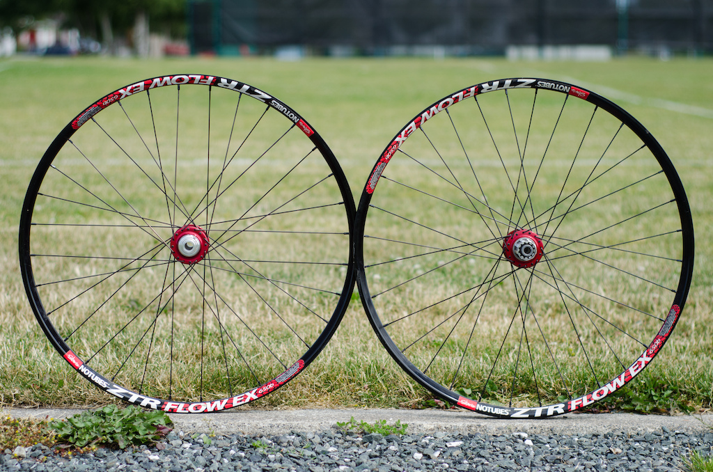 Chris King / Stan's Flow EX Wheelset - Review - Pinkbike