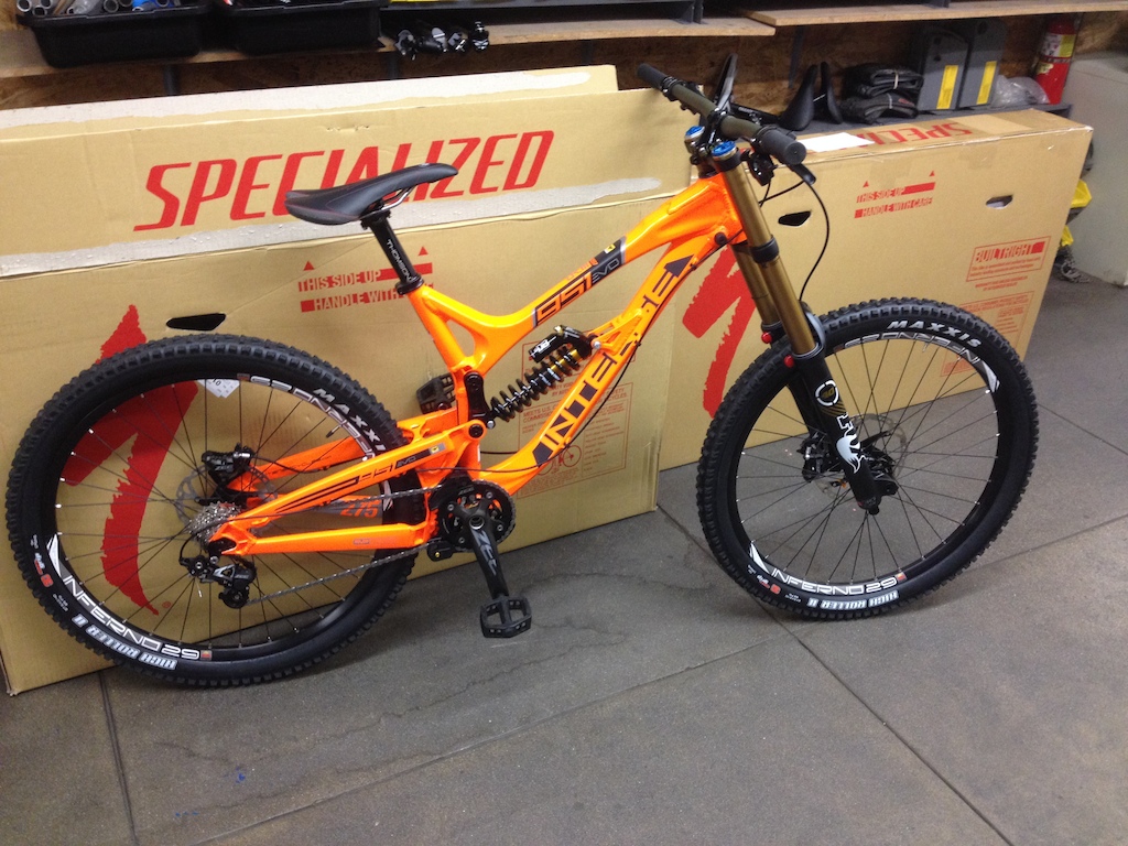 2014 Intense 951 EVO large brand new with FOX 40's