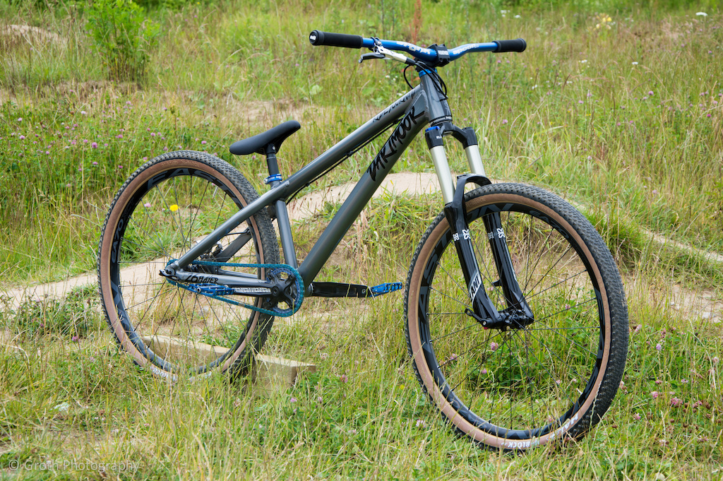 My new build Dartmoor 26 Player 2014, Metallic Grey Chameleon