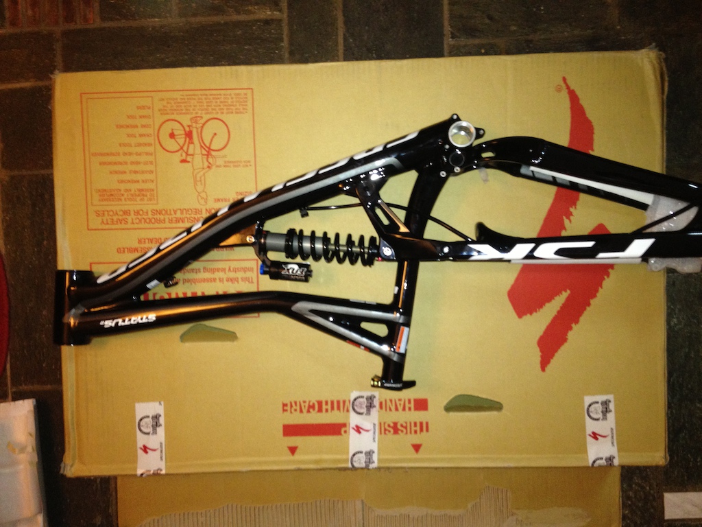 2013 Specialized Status Frames2 BRAND NEW