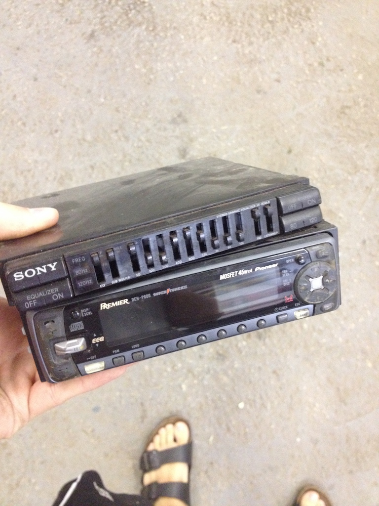 0 Pioneer Stereo with Sony Tuner