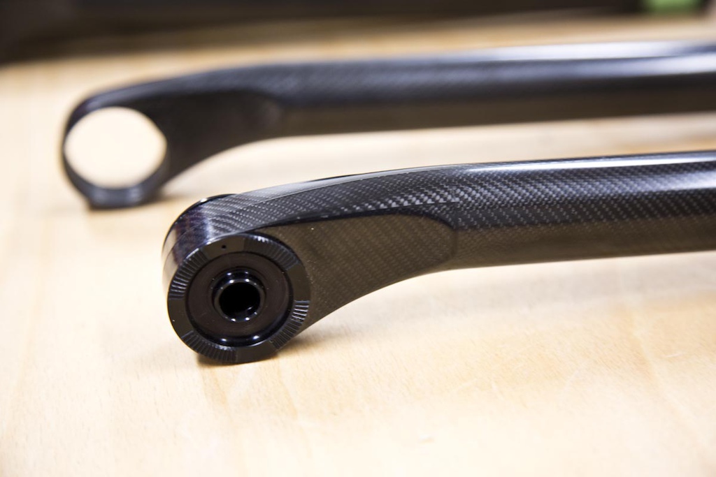 Big news - Hope are developing their own line of carbon products, this is their first, a seatpost.
