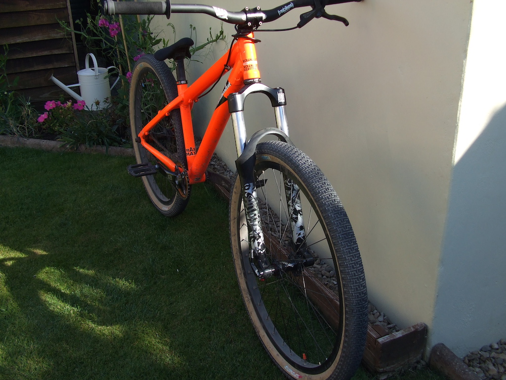 0 Commencal absolute maxmax