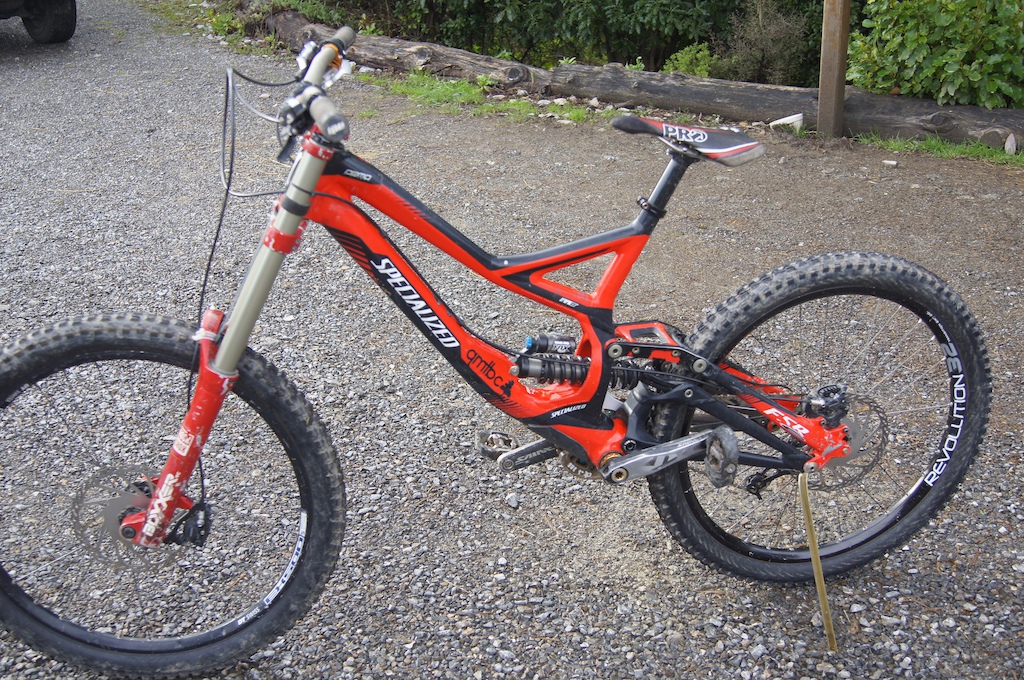2011 Specialized Demo size large