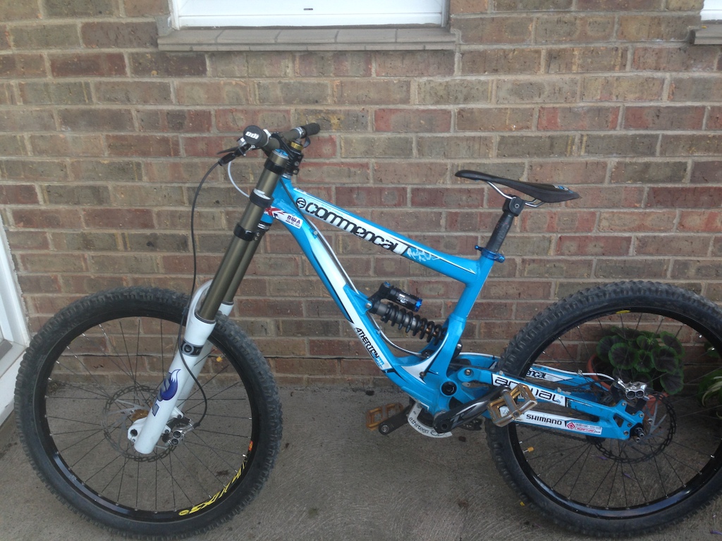 2010 Commencal supreme dh downhill frame Ex-Rachel Atherton with