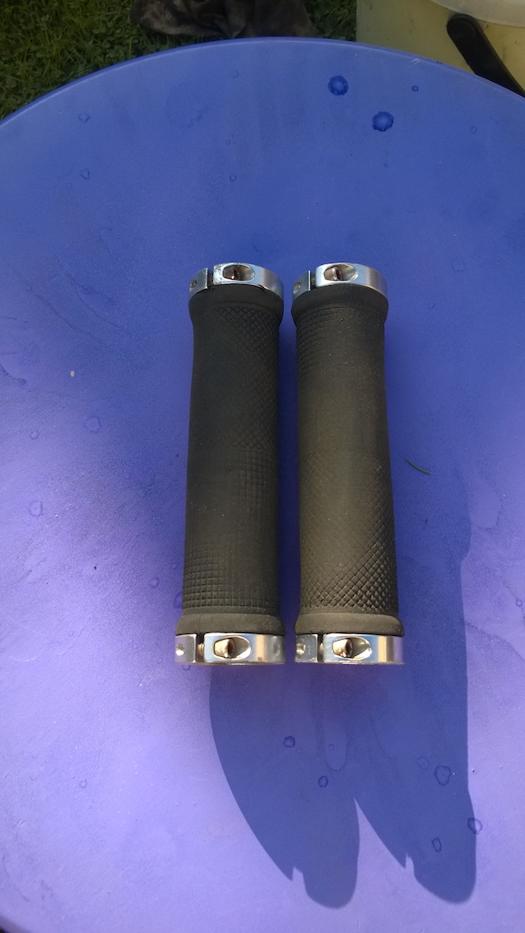 0 Bikehut Lock-On grips