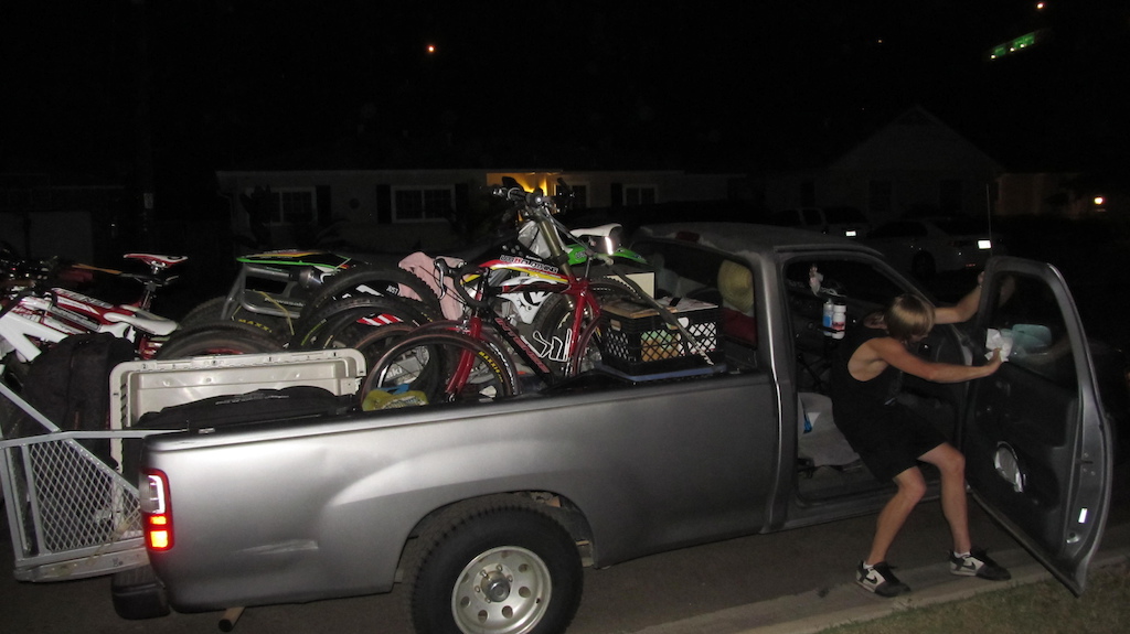 Here is a photo of JD heading out on a 36+ hr. journey back to Columbia, KY. to school and to start to train for his colligate race season.  
JD will be traveling with his 2 dogs, his girlfriend Vhasti Schmidt,7 bikes ,1 MC and a large orange drink. HA-HA.
        My Son has a lotta love for both the sport of cycling as well life.  
I'm very proud of JD. 
     
John Swanguen