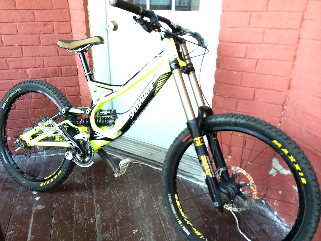 2011 Specialized Demo Medium