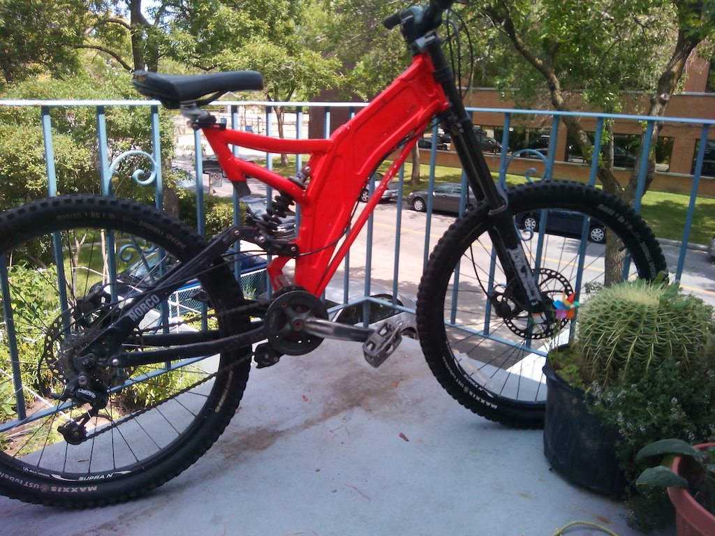 norco atomik 2004