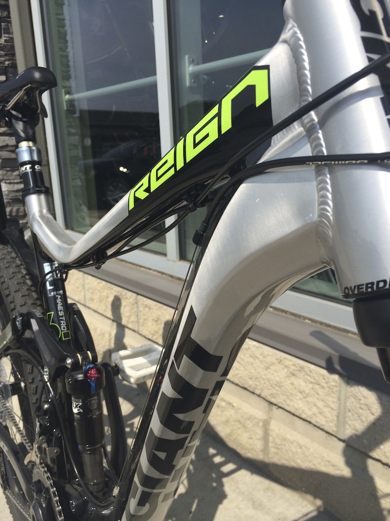 2014 giant rain o