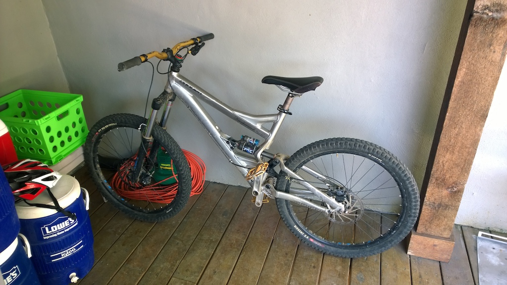 2006 Specialized Enduro Expert with UPGRADES
