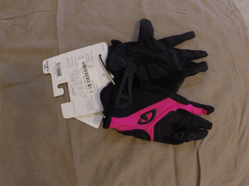 2014 Giro women's gloves *Small* - Brand New