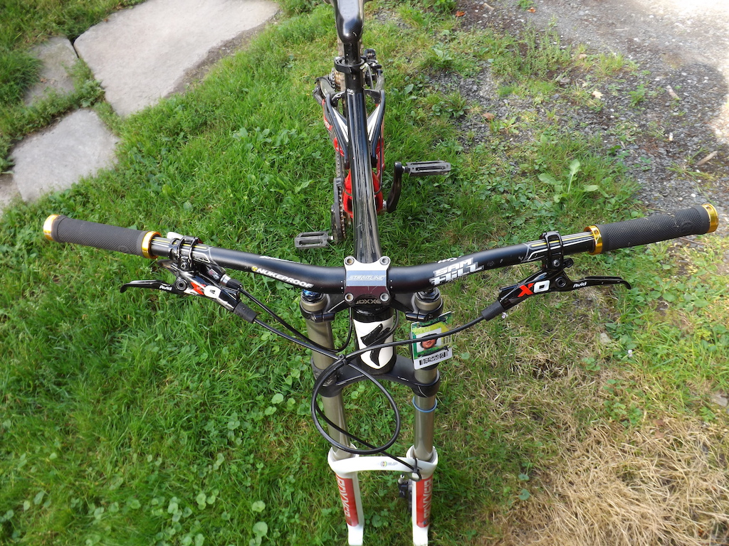 2010 Specialized Demo 8