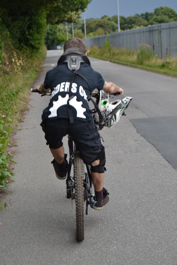 A supporter of Riders Company
