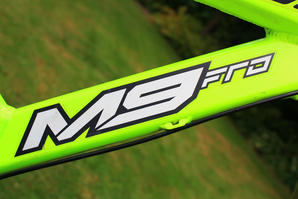 2013 Intense M9