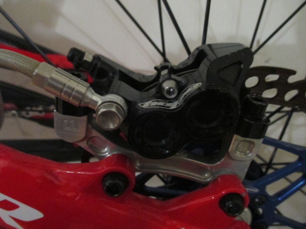 2013 Hope tech stealth brakes with braided hose