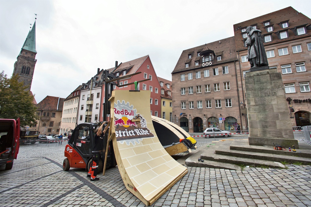 at Red Bull District Ride in Nuremberg, Germany photo by rasoulution