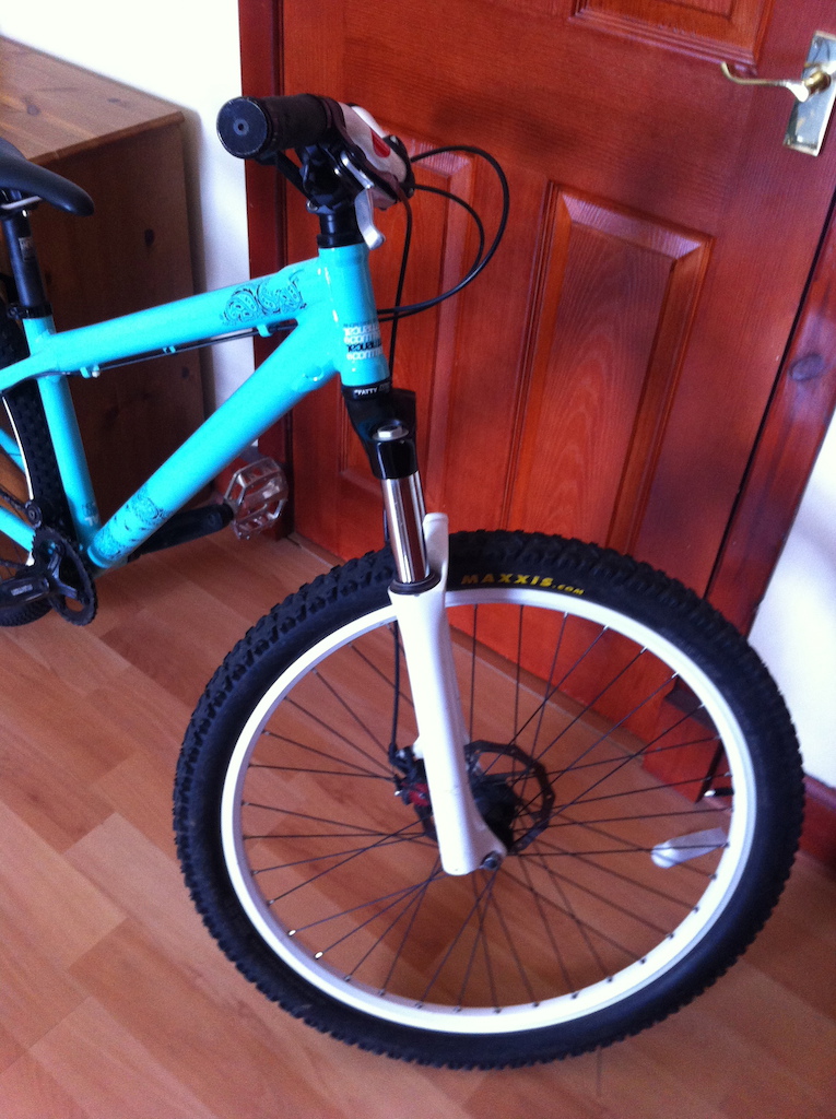 2009 Commencal Absolut 2