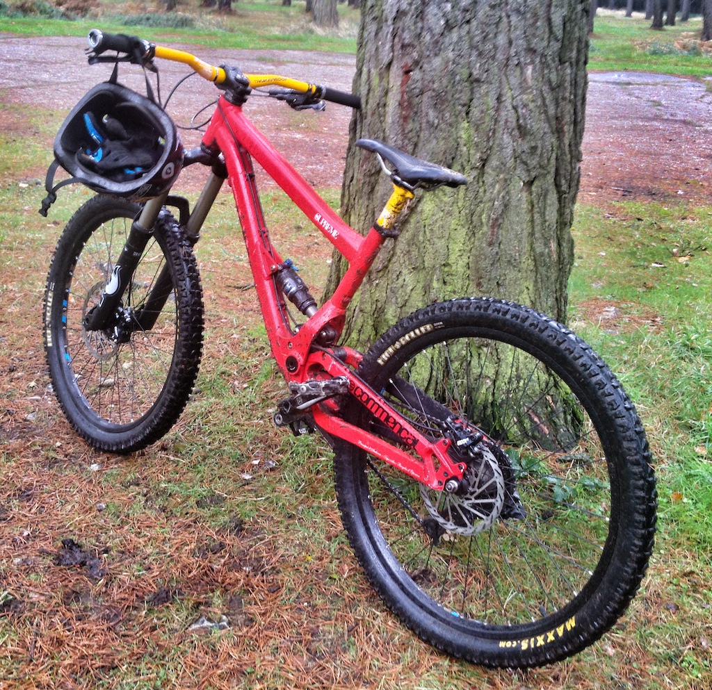 2011 Commencal Supreme Racing 6