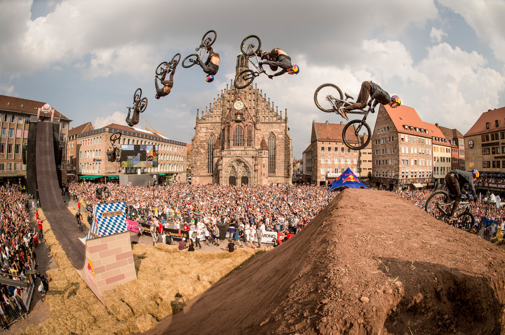 Finals at the Red Bull District Ride in Nuremberg, Germany on Sep 06th 2014 // Christoph Laue/Red Bull Content Pool // P-20140907-00022 // Usage for editorial use only // Please go to www.redbullcontentpool.com for further information. //