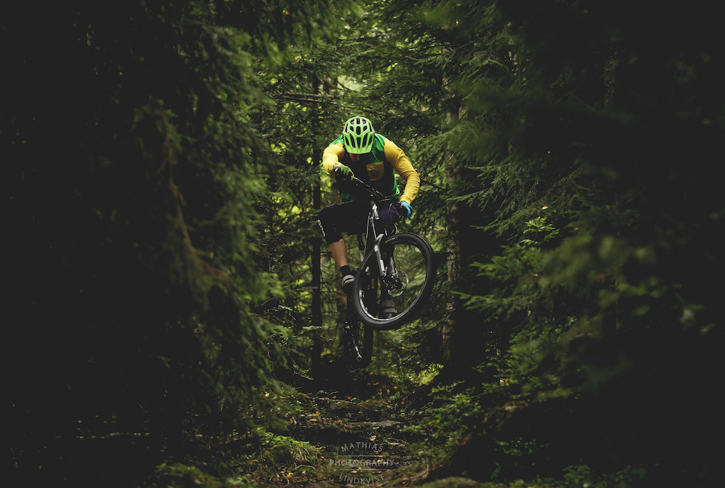 Tight and tech trail riding; just how I like it. Photo by Mathias Lindkvist.