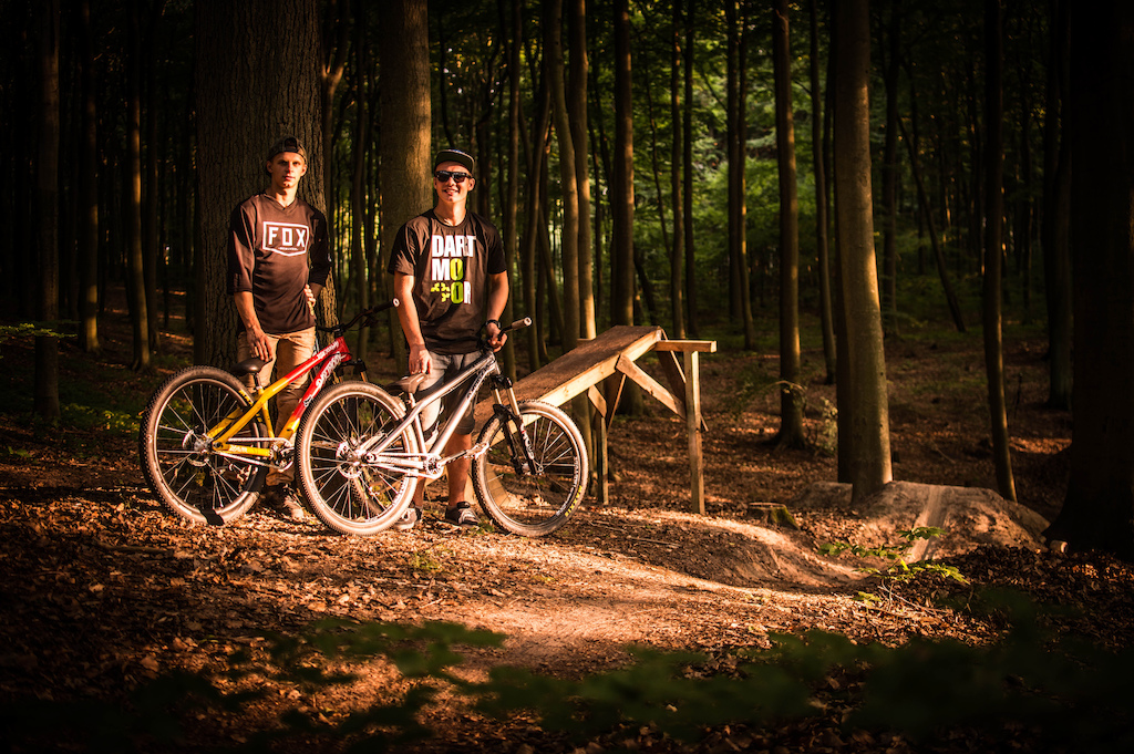 #Ride Your Way - 26Players Daniel&amp;Oskar - What Is Your Motivation for Riding Forward?