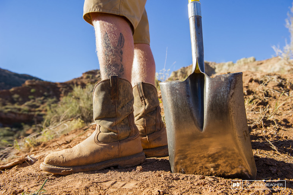Now that is a well used shovel--polished to a mirror finish from digging in the Utah soil here in Virgin, UT.