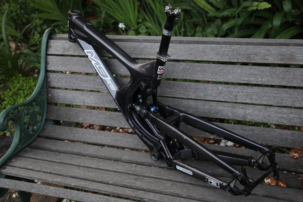 2013 Intense m9