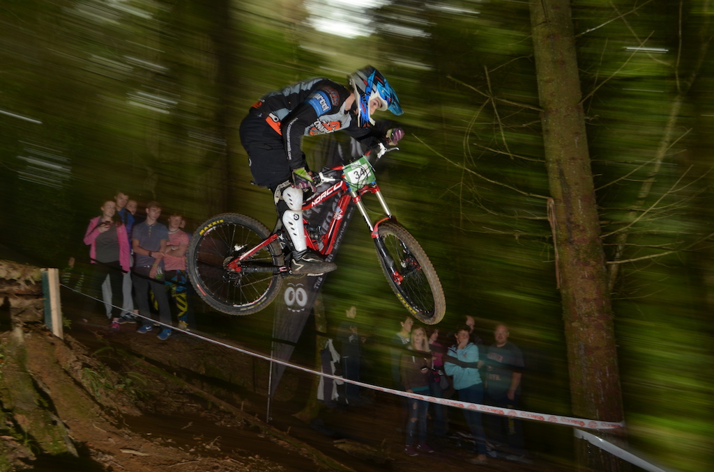 Tweakin' the final jump at Carrick at IDMS RD 5 the last DH race in the Irish DH season.
Photo by my dad.