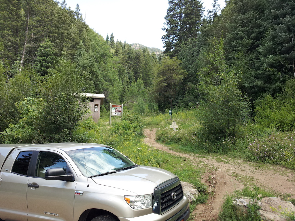 Parking here is not great, mostly just a turnout, and it shares a hiking trailhead on the other side of the street.