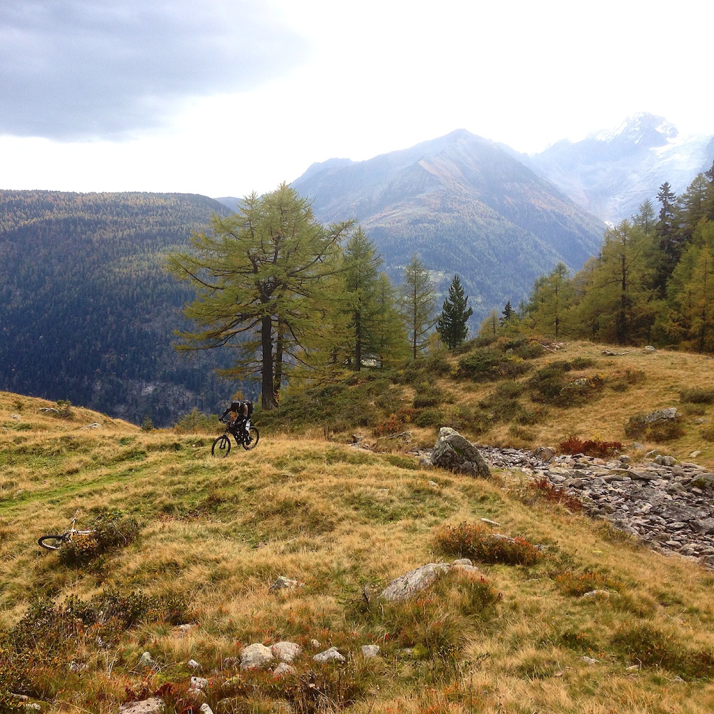 Some picture of mountainbiking in Switzerland with Exoride. Exoride offers guided trips and tours in swiss Alps.

More : http://www.exoride.net/en/